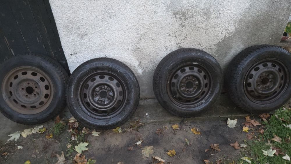 Sprzedam opony zimowe 195/65 r15