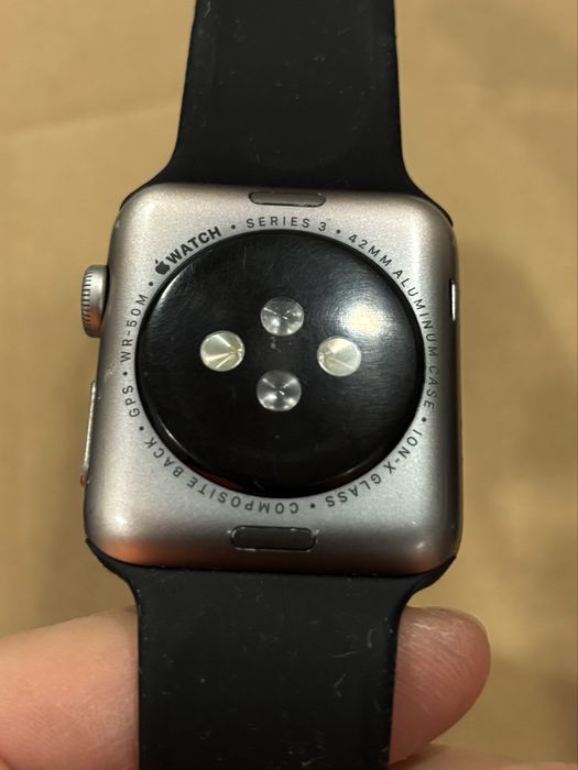Apple Watch Series 3 42mm com Garantia, cabo e Bateria 95%