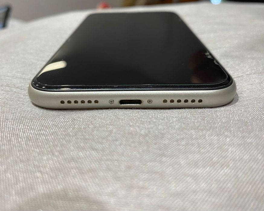 IPhone 11 Branco - 128GB