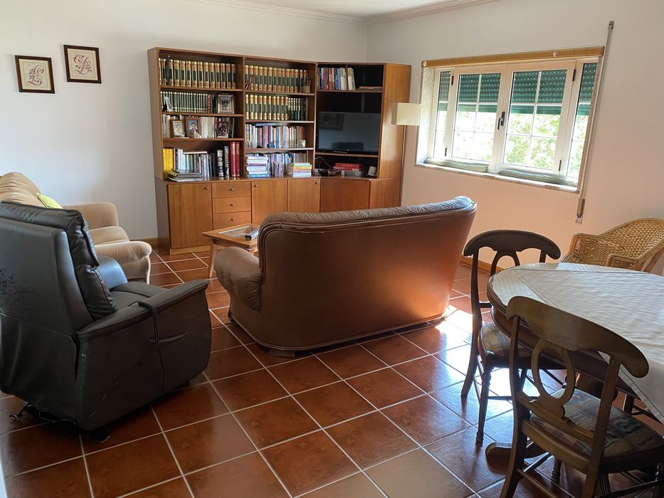 Moradia T4 Excelente