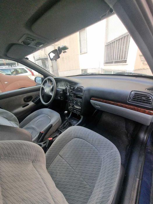 Peugeot 406