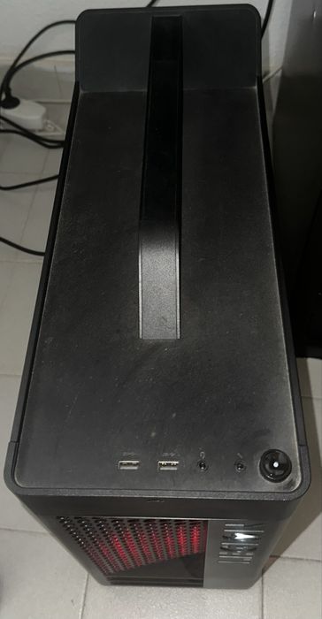Torre gaming lenovo legion