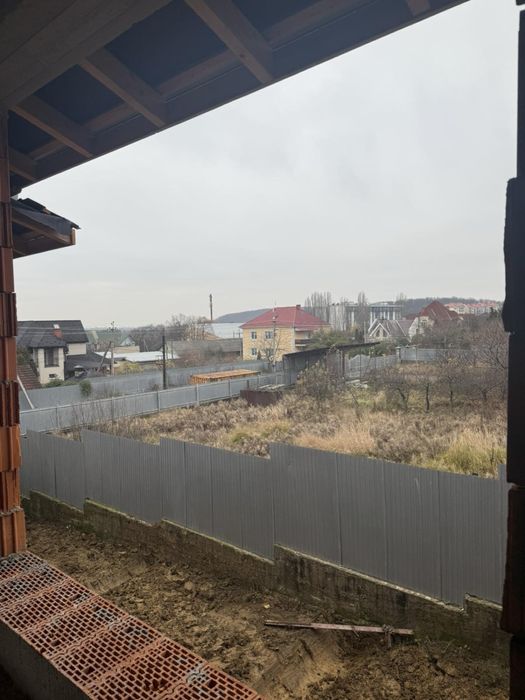 Продається котедж р-н Апартеля, вул.Собранецька