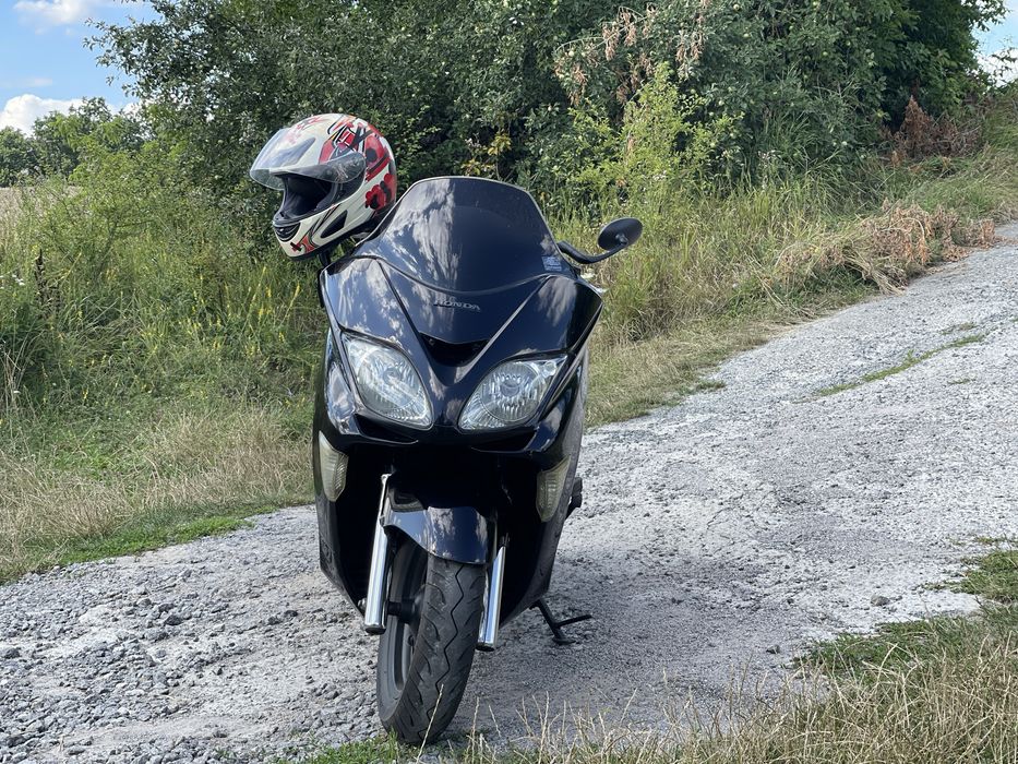 Honda Forza 250 PGM