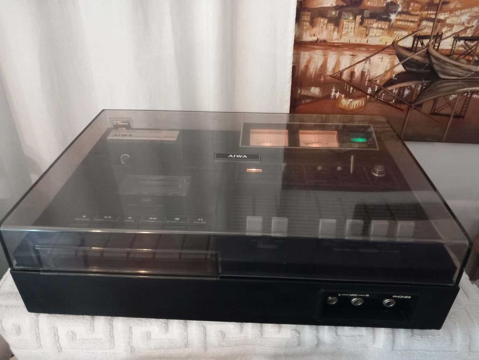 AIWA AD-1600 Stereo Cassette Deck
