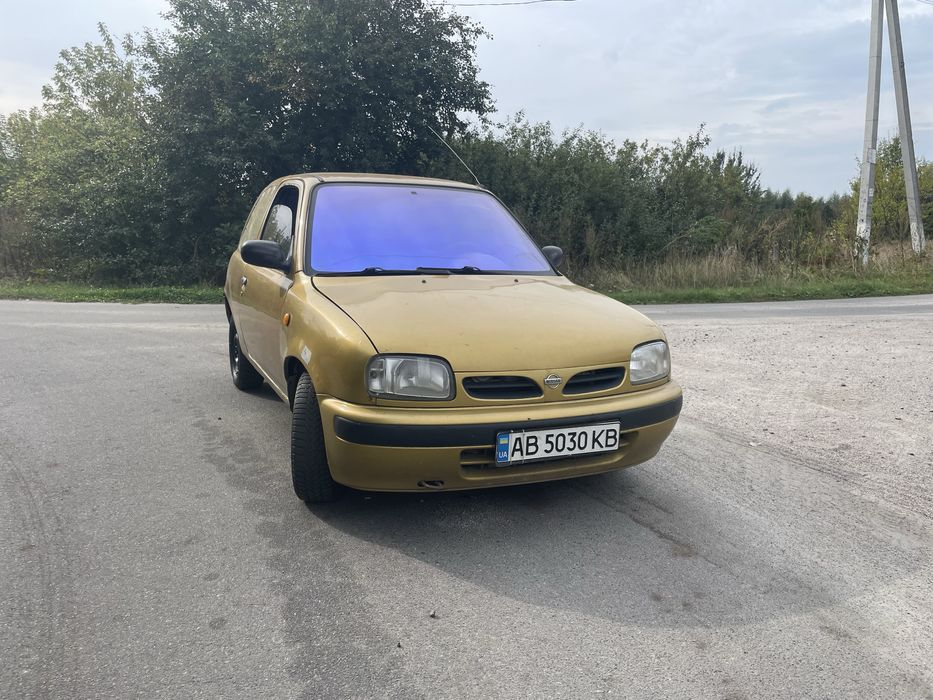Nissan micra 1.0 автомат газ/бензин
