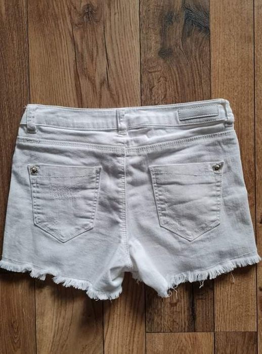 Spodenki jeans, białe Reserved 34