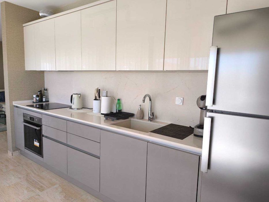 Продається трикімнатна квартира перша лінія, Святий Влас, Болгарія