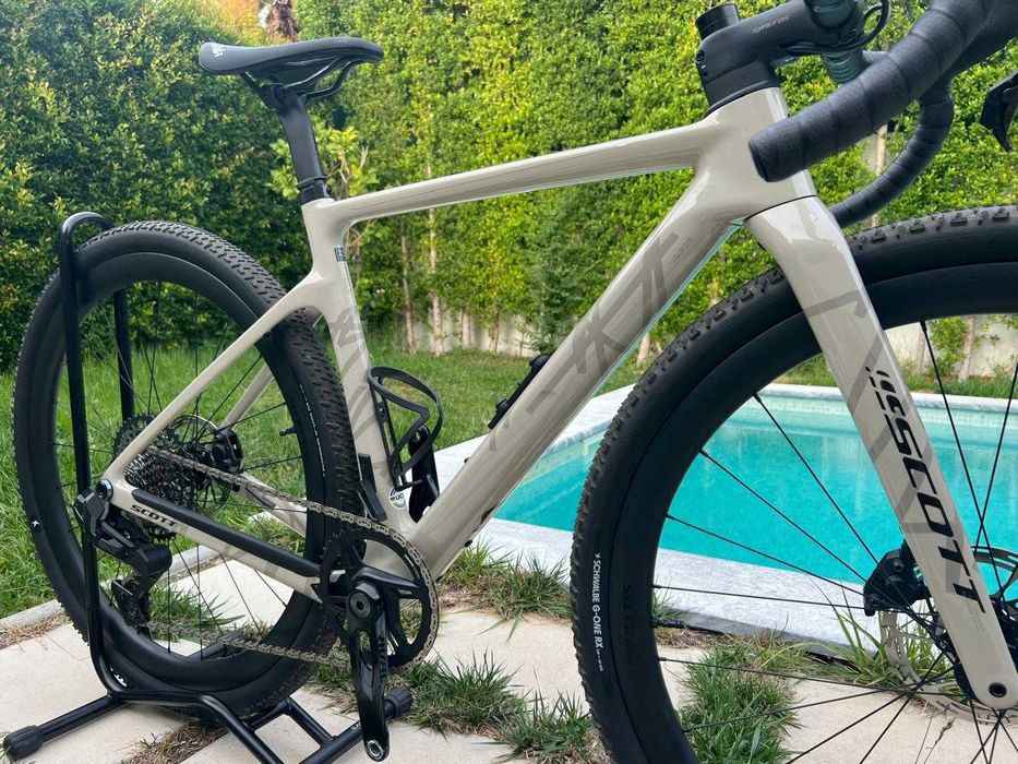 Bicicleta de gravel Scott