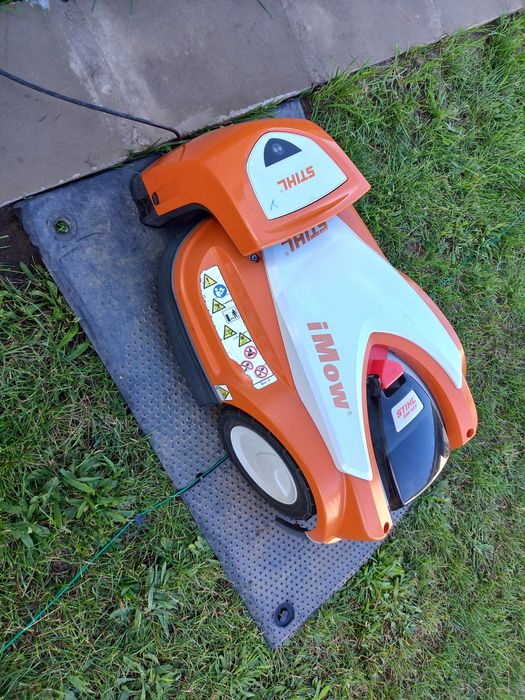 Robot koszacy Stihl rmi 422 do trawy 800m2