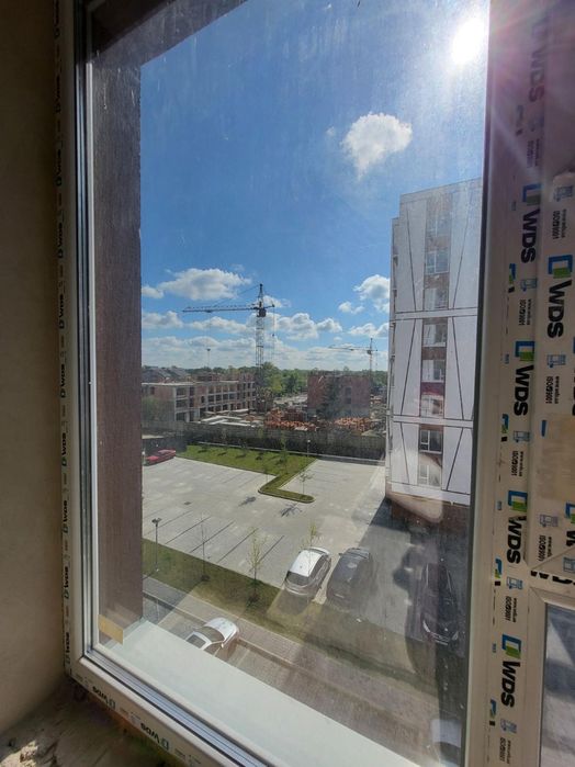 Продаж 2 кім квартири з затишною локацією