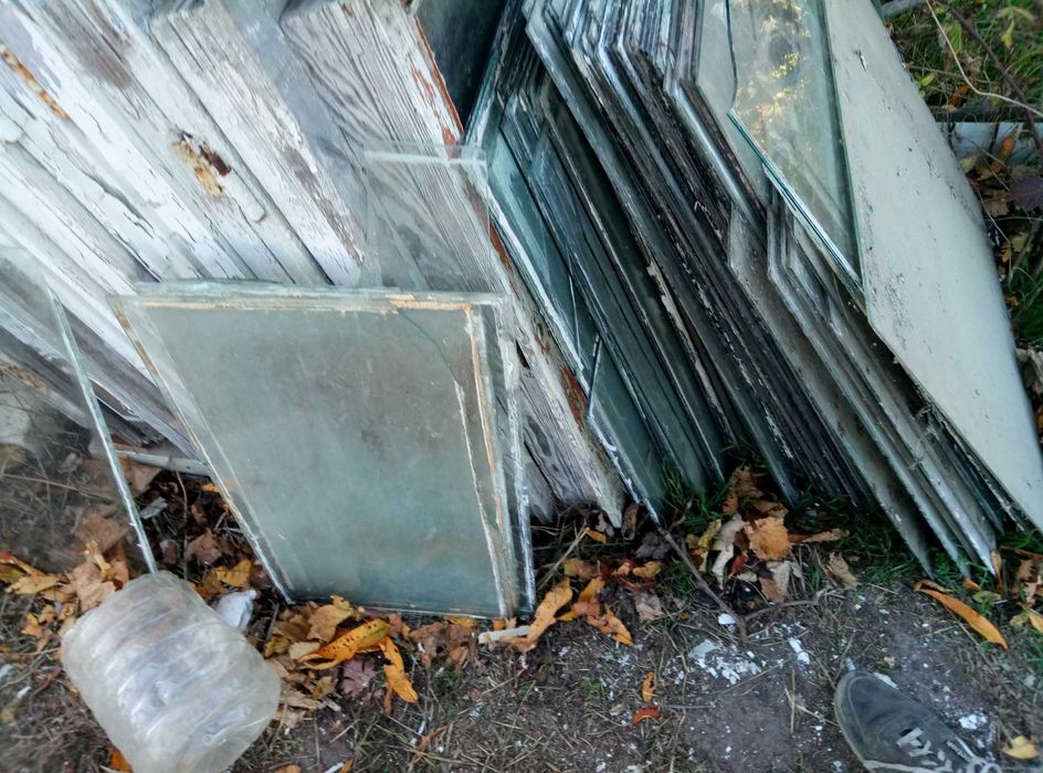 Продам стекло разных размеров