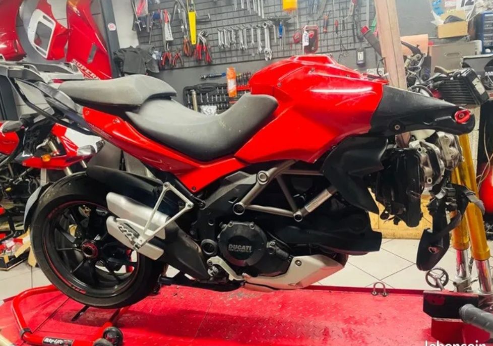DUCATI Multistrada peças