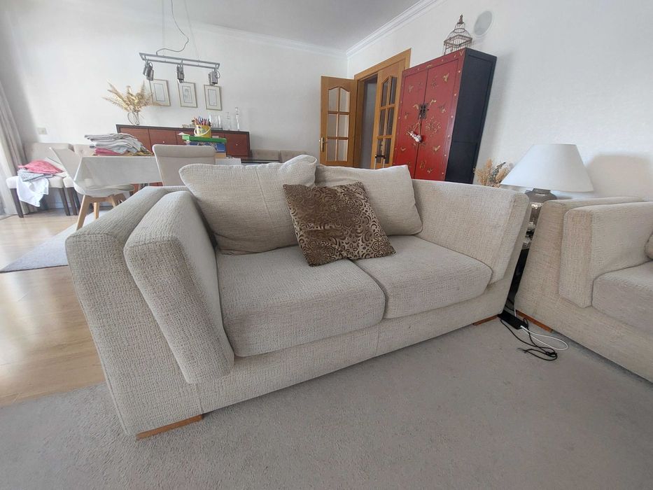 Sofás bege mesclado + 1 puff