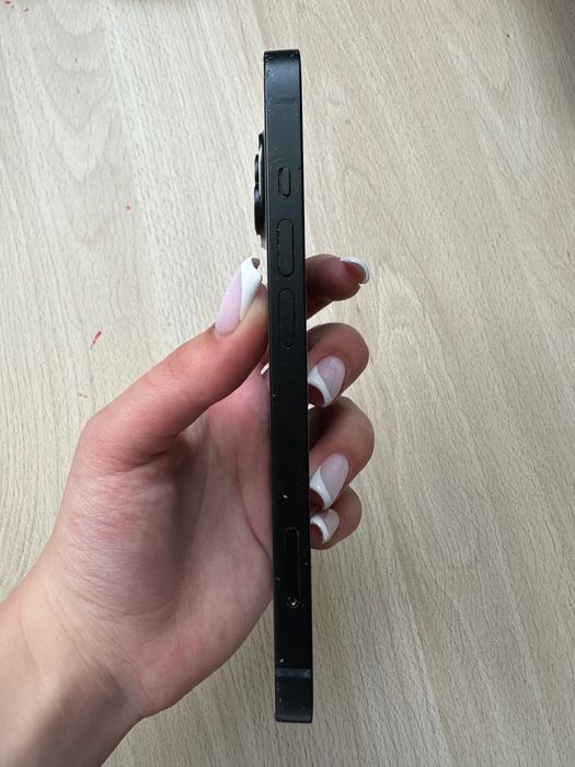 iPhone 14 czarny