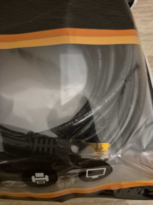 Kabel internetowy LIBOX Patchcord UTP Cat. 6 RJ45 - 10 m