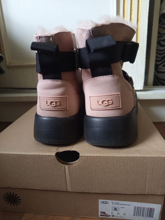 Угги жіночі (Ugg)