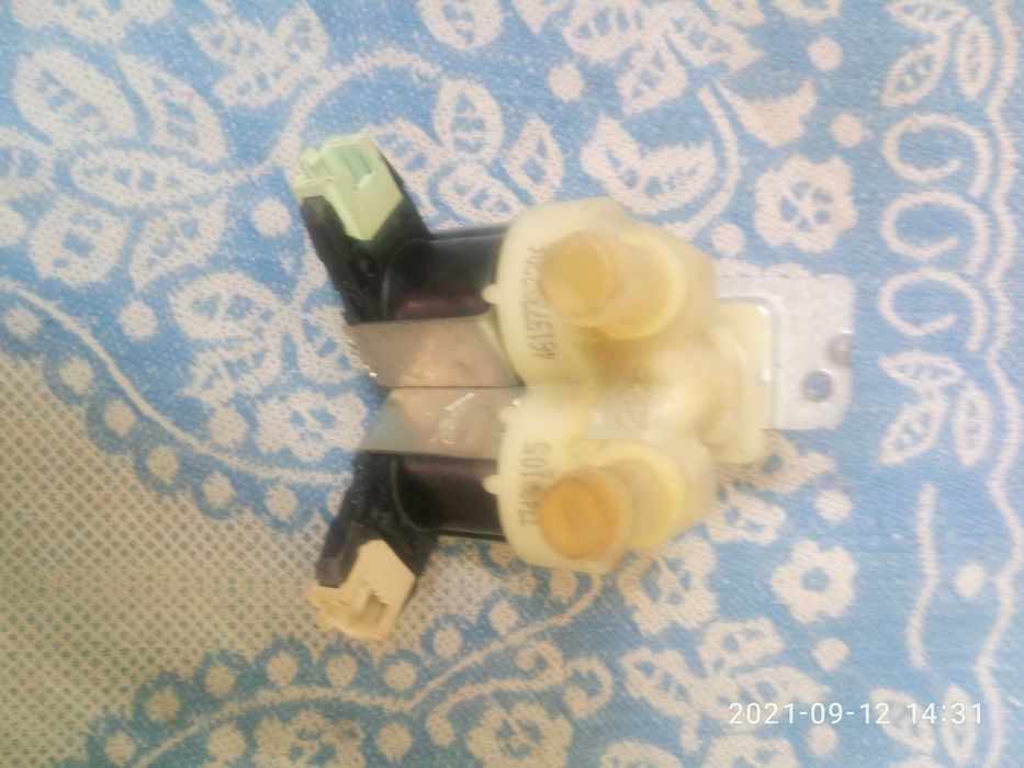 Стиральная машинка Whirpool AWE 7515 по запчастям