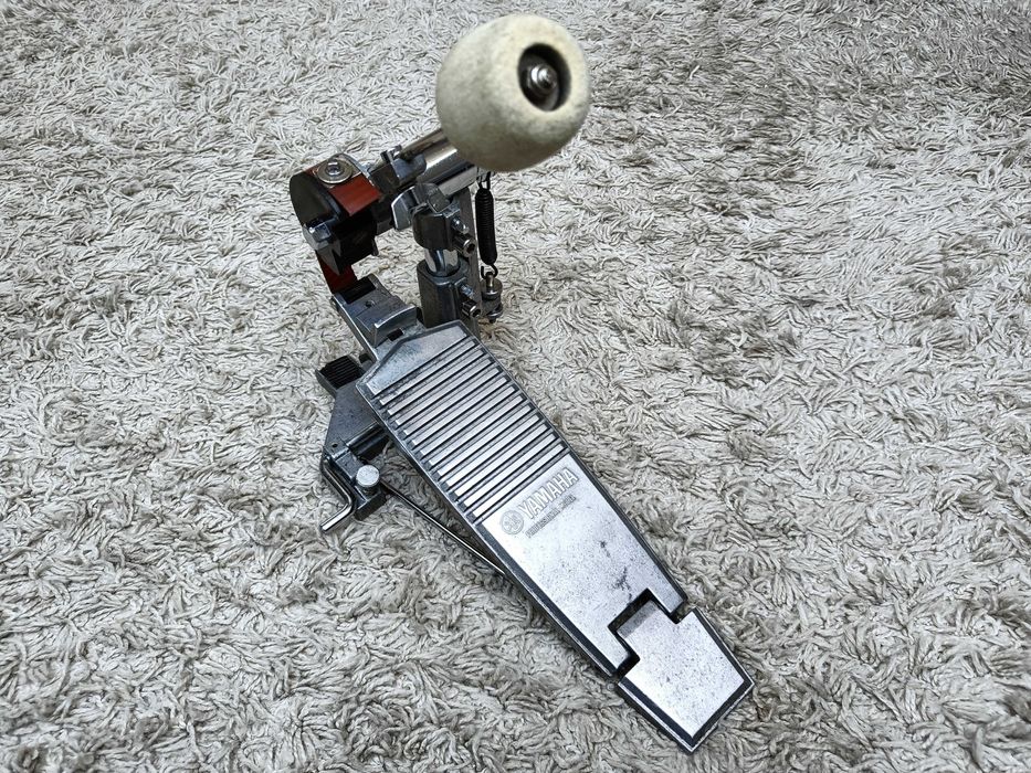Stopa pojedyncza perkusyjna YAMAHA PROFESSIONAL MODEL FP-910