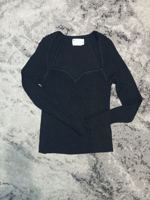 Кофта від Asos у розмірі 12 М