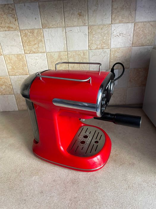 Кавоварка рожкова GRUNHELM GEC09