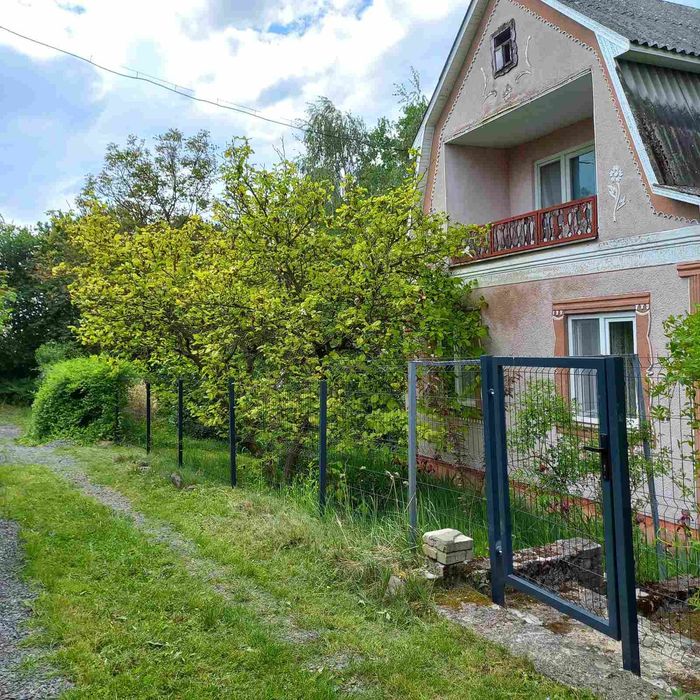 Продам дачу в с. Н.Солотвино коло лісу та озера