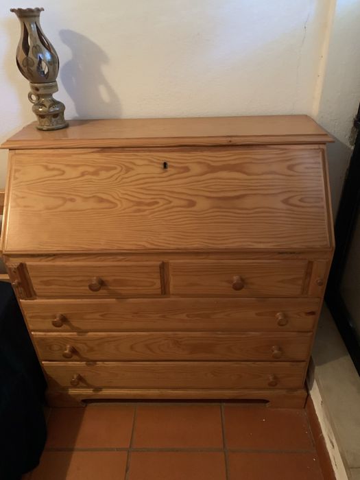 Escrivanilha  de madeira