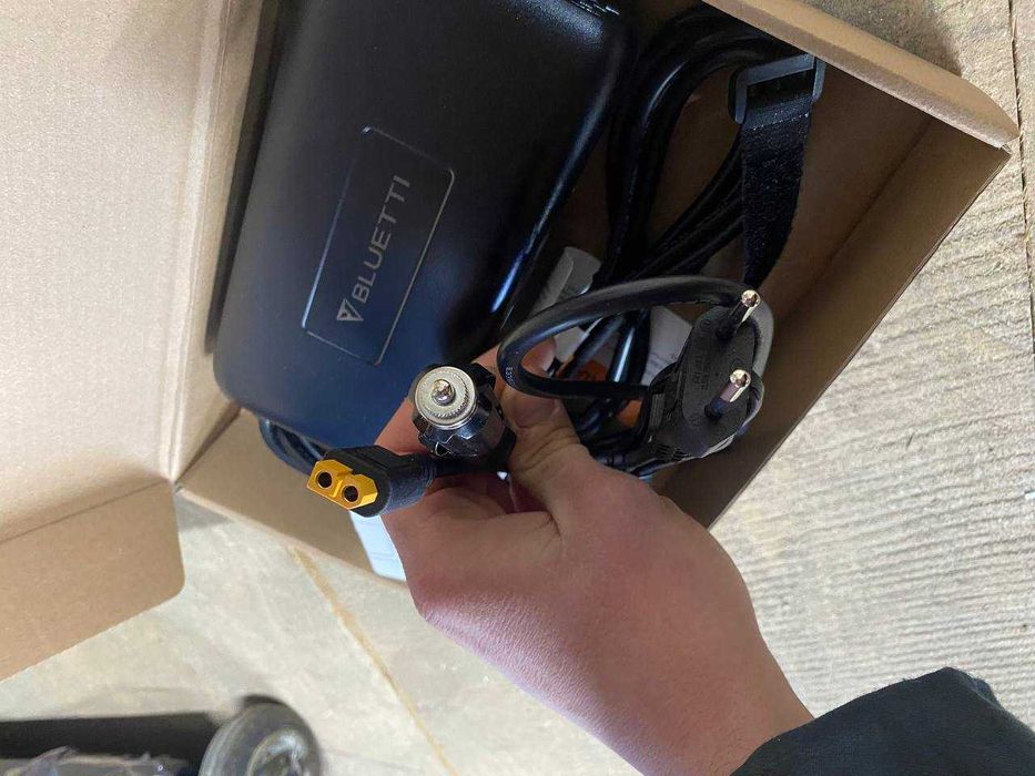 Портативна зарядна станція Bluetti EB55 700W 537Wh