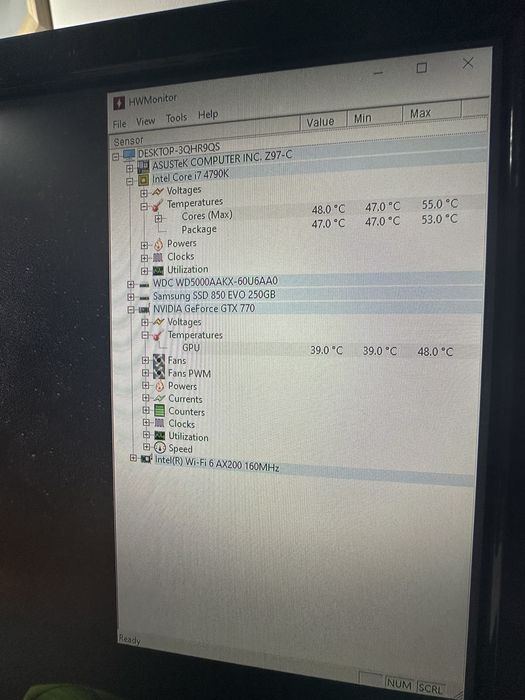 Vendo um computador de secretária