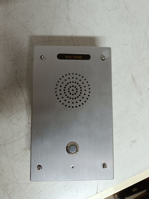 Intercomunicador de embutir novo