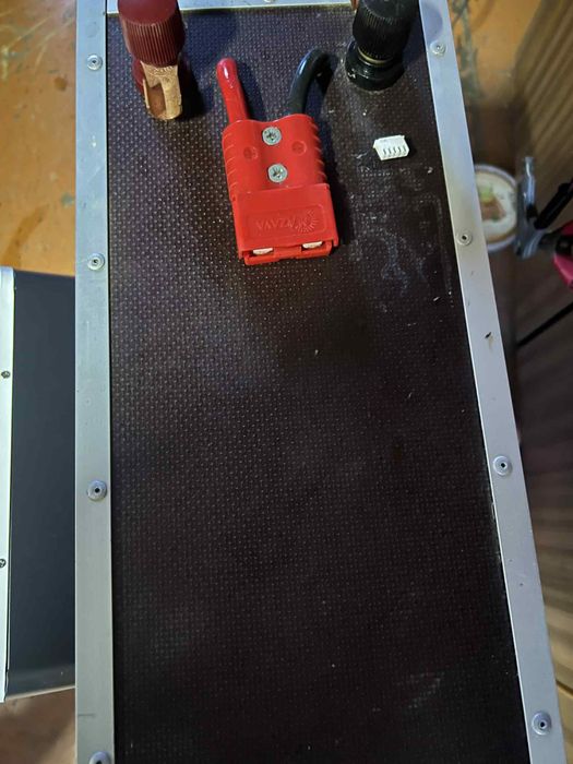 Комплект  акумулятор з інвекторои 6,2 кв