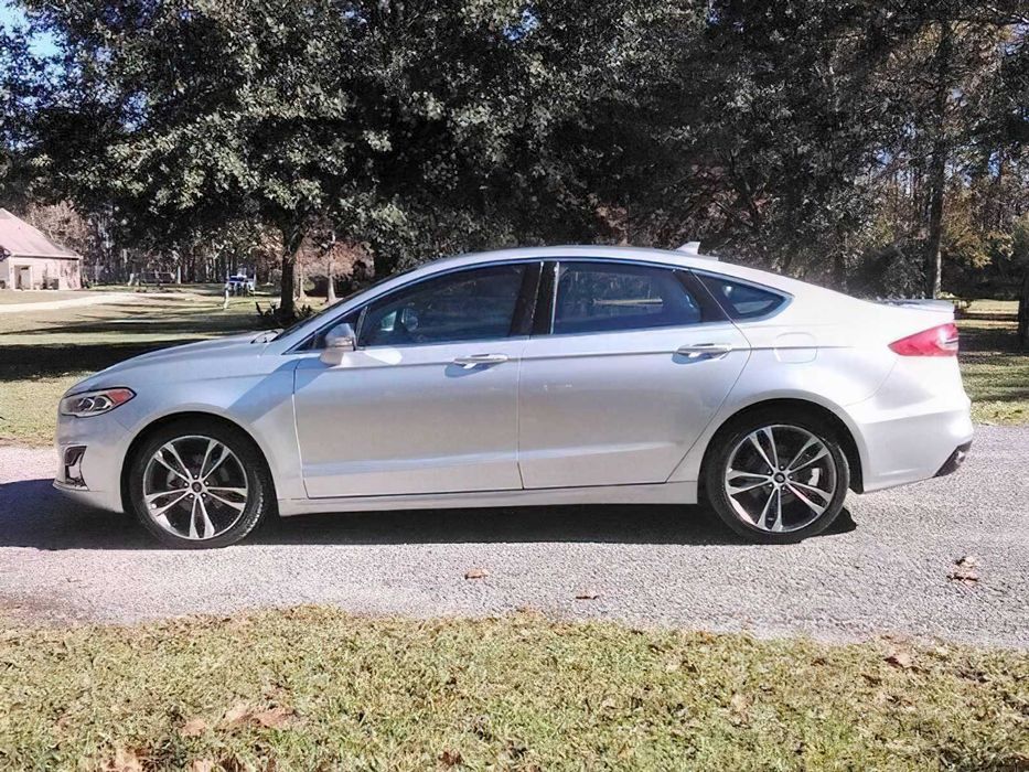 Ford Fusion Titanium      2019