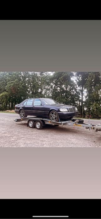 Евакуатор цілодобово Лавета перевезення авто Городок