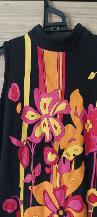 Bluzka z hawajskimi kwiatami