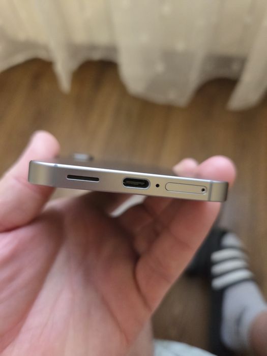 Samsung s25 jak nowy polecam