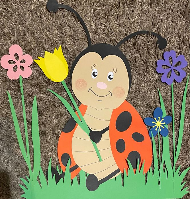 Dekoracja Biedronka na łące