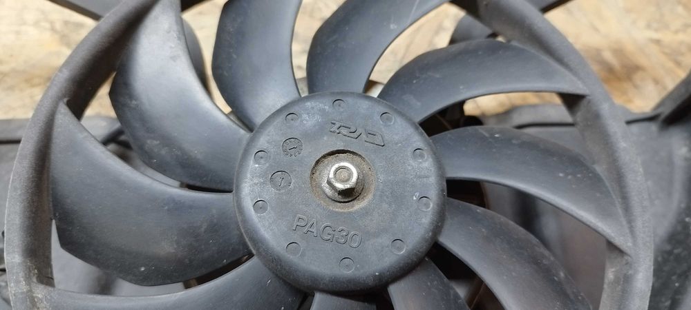 Вентилятор Honda Hornet CB600F 98-14 PC34/36/41  охолодження радіатора