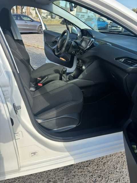 Peugeot 208 1.2 PureTech | 2019 | 94000km | Excelente Estado