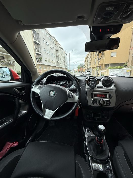 Carro alfa romeo mito