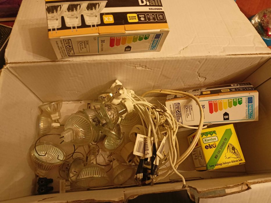 Lampki halogeny 12v warm ciepłe plus wtyczki