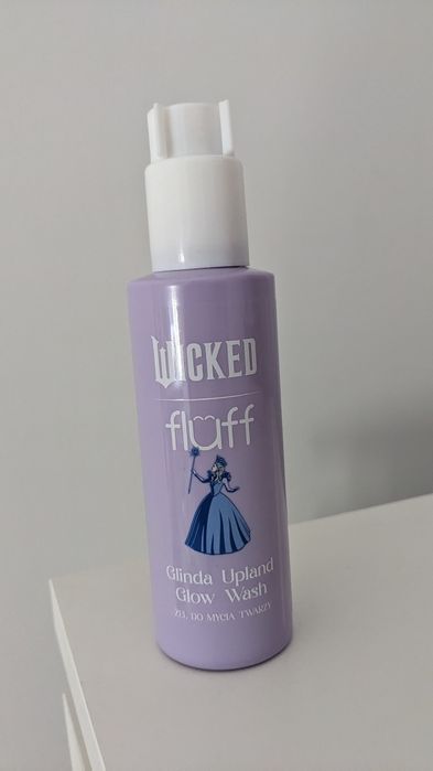 Wicked fluff glinda Ariana grande kosmetyk żel do mycia twarzy pielęgn