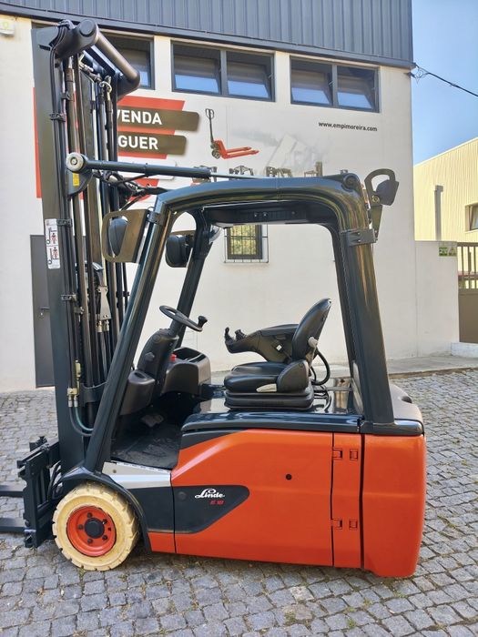 Empilhador Elétrico Linde E18-02, 2020 , Triplo 6.50mt , Bat.Nova  , 18meses garantia