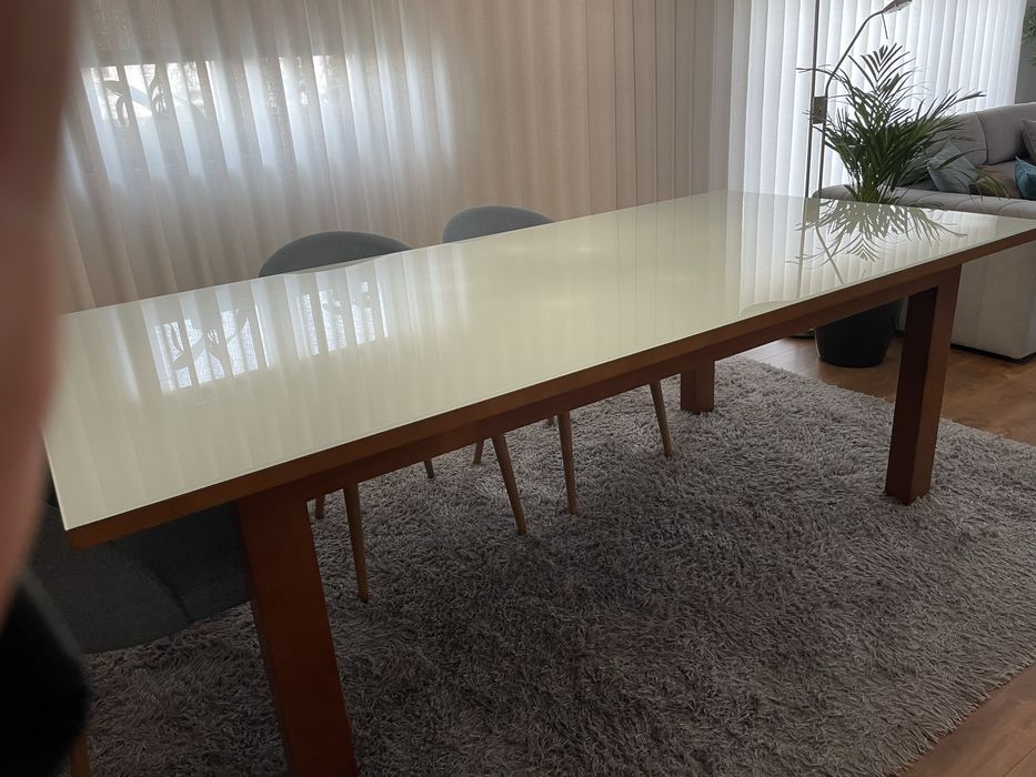 Mesa de sala jantar