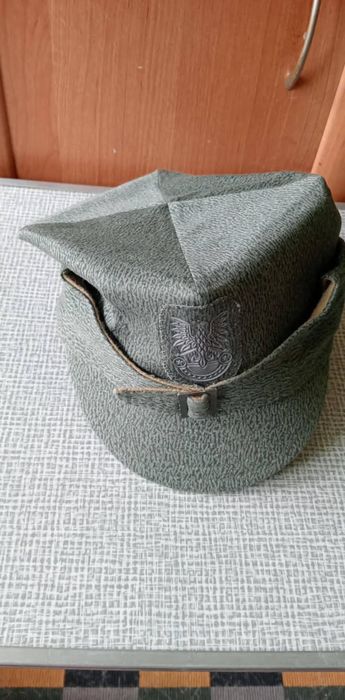 Czapka rogatywka wojskowa