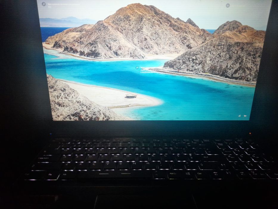 Portátil gaming MSI PE Apache PRO de alta performance.