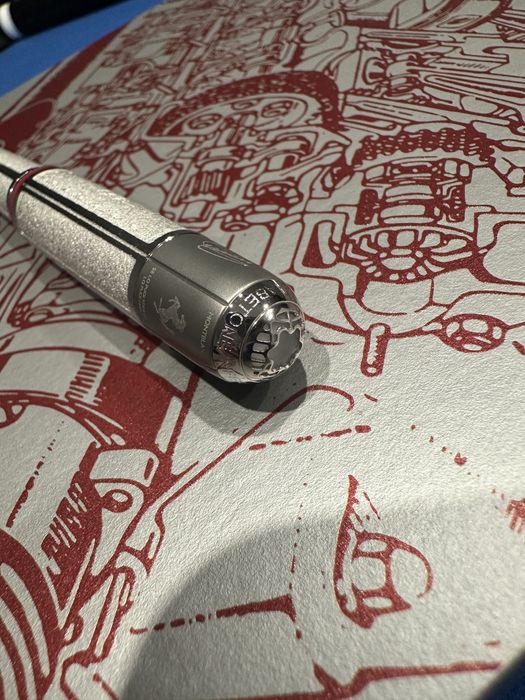 Montblanc caneta edicão limidada Enzo Ferrari
