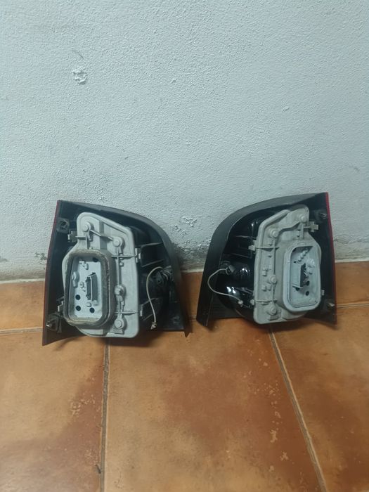 Vendo faróis traseiros Volkswagen