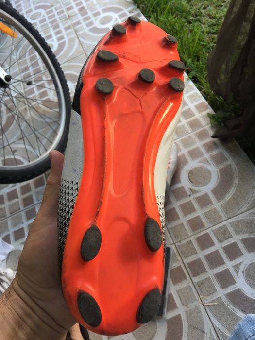 Botas futebol puma 44