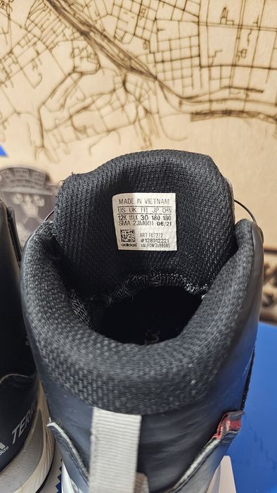 Зимові фірмові ботинки adidas 30