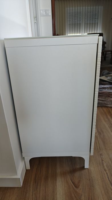 Armário de apoio ikea